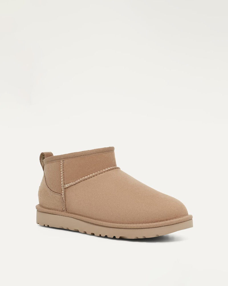 Boots classic ultra mini ugg
