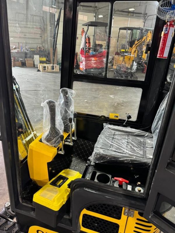 AGT 13.5HP 1-ton Mini & Small Excavator More Comfortable, 2116 pounds With Enclosed Cab Gasoline For Sale | AGT-QH13R