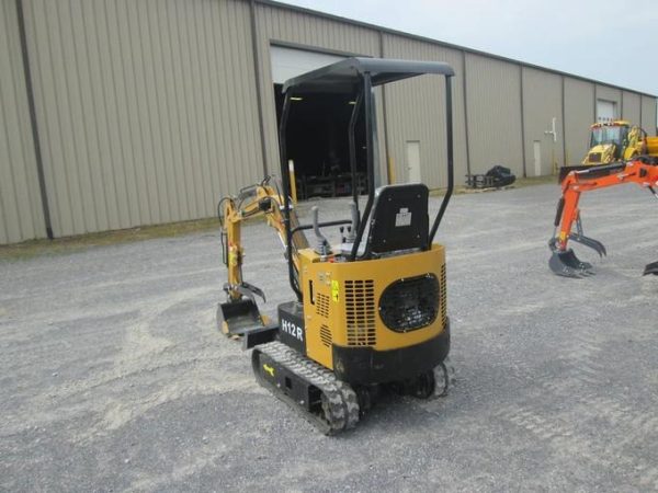 AGT 13.5HP, 1 ton RATO Engine Mini Hydraulic Excavator Micro Crawler Digger, Gasoline Chicago Stock| AGT-H12R